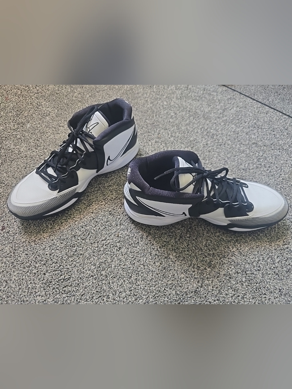 New without Box - Nike KYRIE INFINITY TB 'WHITE BLACK'- Size 12 - Picture 7 of 10